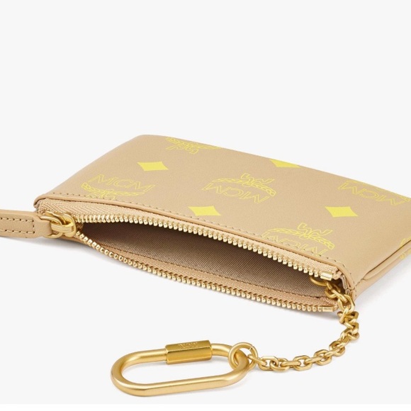 NWT MCM Key Pouch in Color Splash Logo Leather - Picture 2 of 8